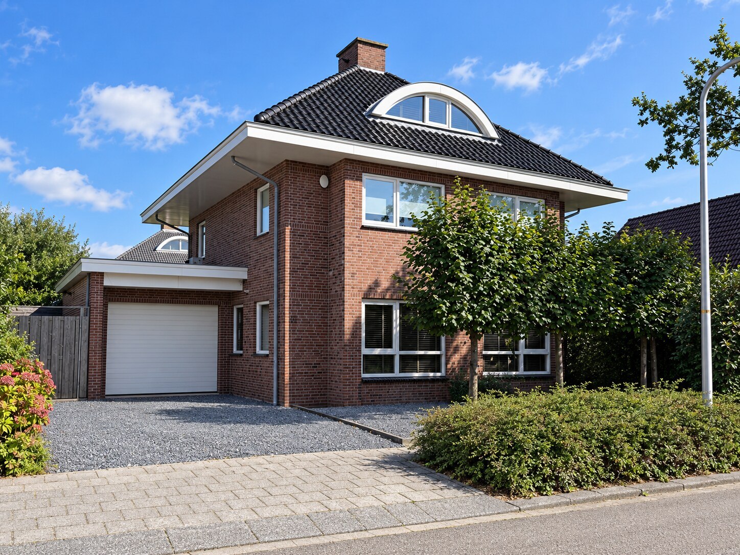 The villa and garden in Lisse